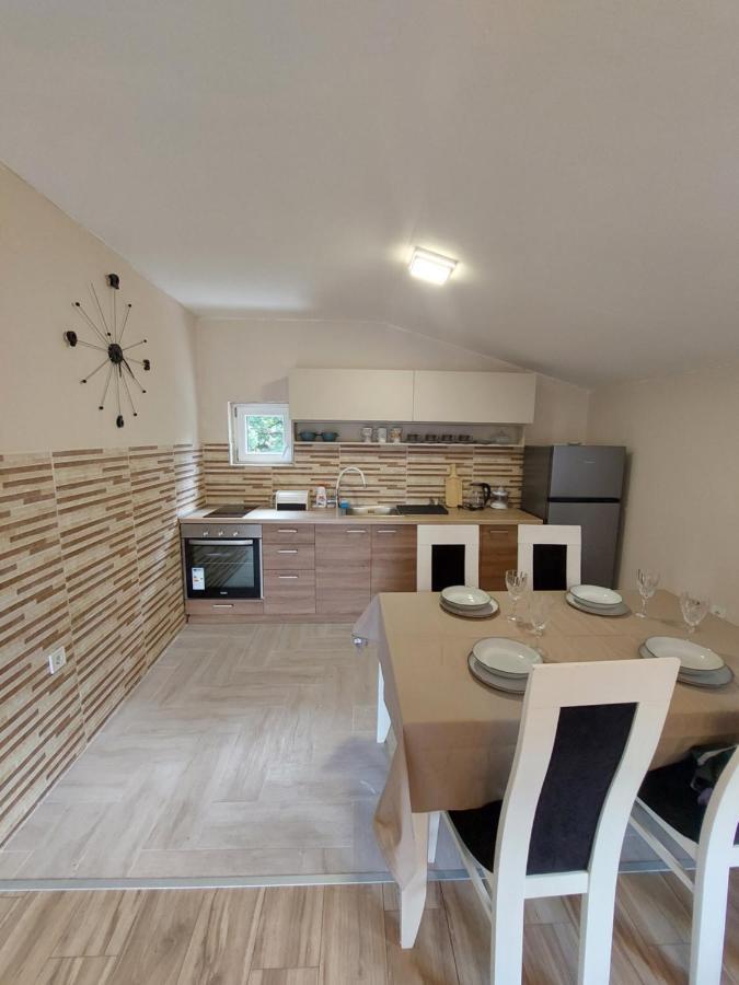 Superb Apartments Вірпазар Екстер'єр фото